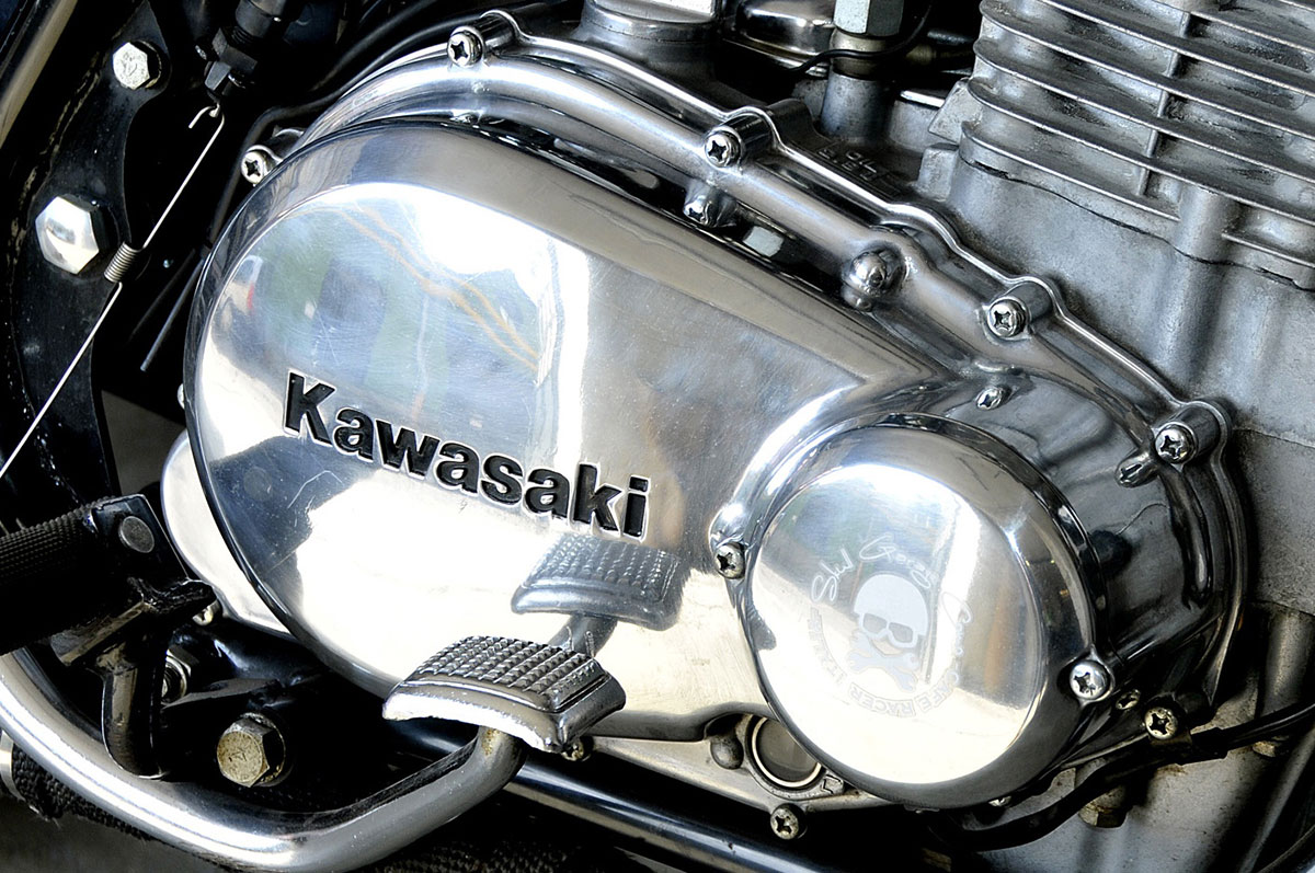 Kawasaki KZ400 motore